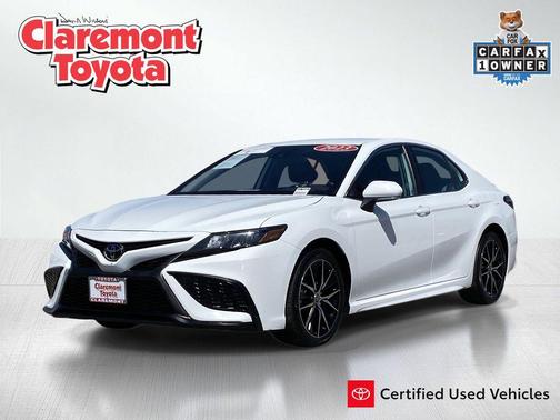 Ice 2023 Toyota Camry SE