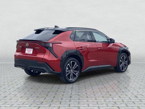 2025 Toyota bZ4X Limited