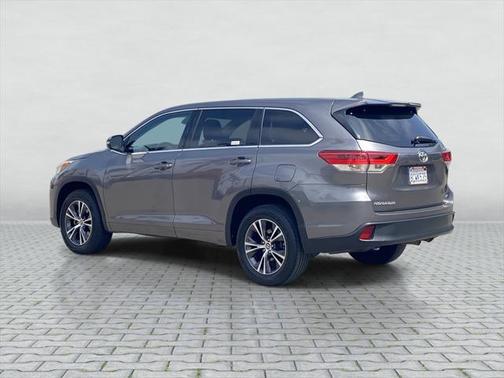 2018 Toyota Highlander LE Plus