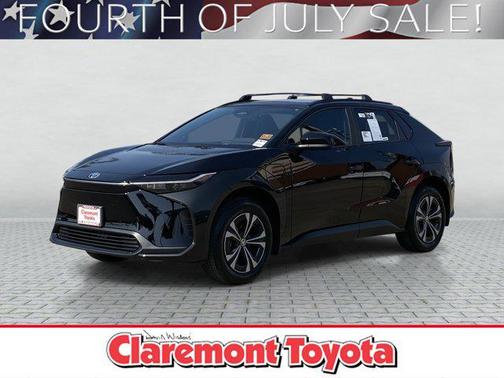 2025 Toyota bZ4X XLE