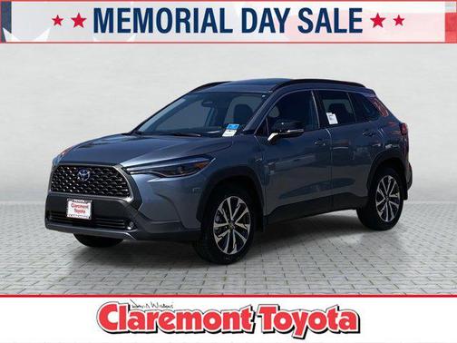 2025 Toyota Corolla Cross XLE
