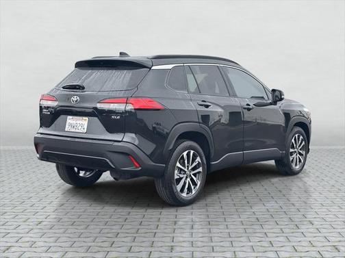 2024 Toyota Corolla Cross XLE