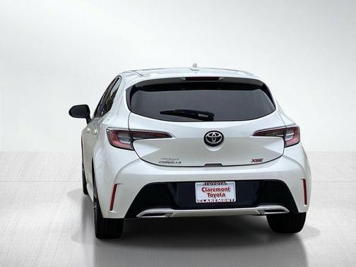 Blizzard Pearl 2020 Toyota Corolla XSE