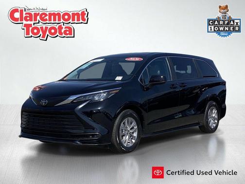 Midnight Black Metallic 2026 Toyota Sienna LE