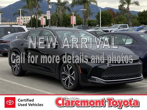 2025 Toyota Crown XLE