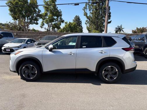 Brilliant Silver Metallic 2025 Nissan Rogue SV