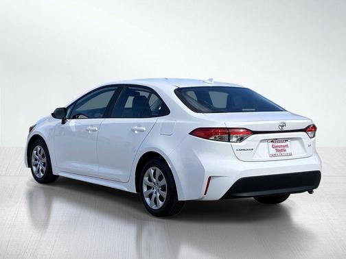 Ice 2023 Toyota Corolla LE