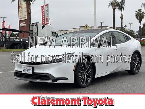 2024 Toyota Prius XLE