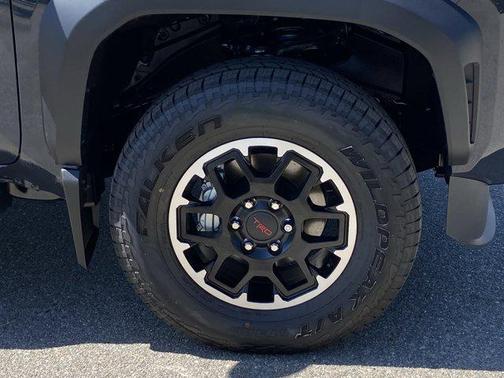 2025 Toyota Tacoma TRD Off Road
