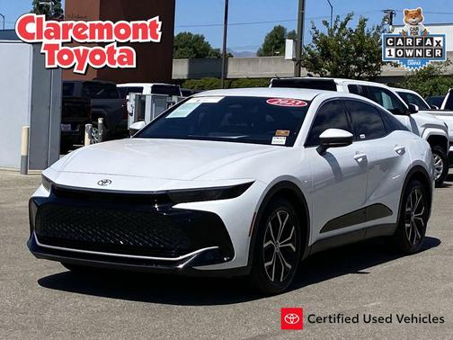 Oxygen White 2023 Toyota Crown XLE