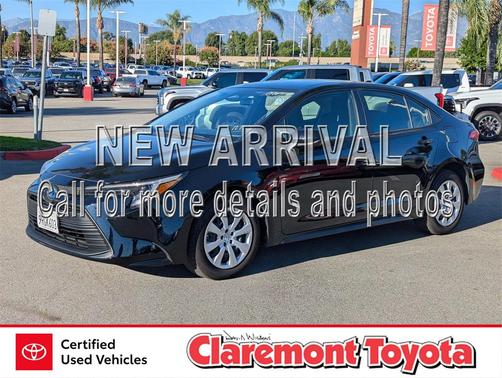 2025 Toyota Corolla Hybrid LE