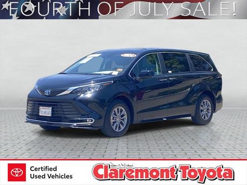 2024 Toyota Sienna XLE