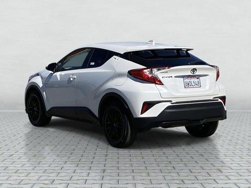2021 Toyota C-HR LE