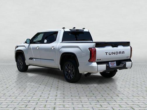 2025 Toyota Tundra Hybrid Platinum