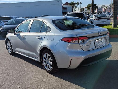 2025 Toyota Corolla Hybrid LE