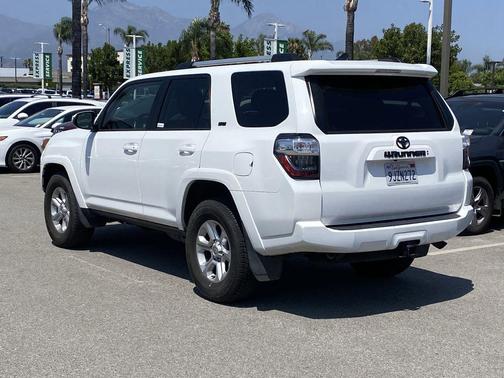 Ice Cap 2023 Toyota 4Runner SR5