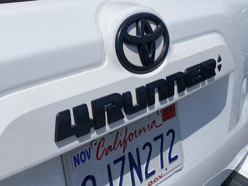 Ice Cap 2023 Toyota 4Runner SR5