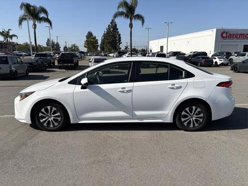 2022 Toyota Corolla Hybrid LE