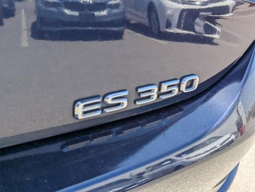 2022 Lexus ES 350 Base