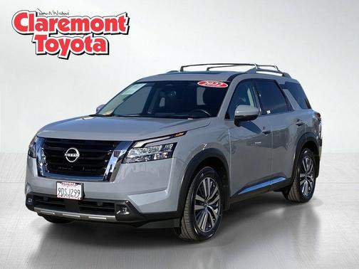 2022 Nissan Pathfinder Platinum 2WD