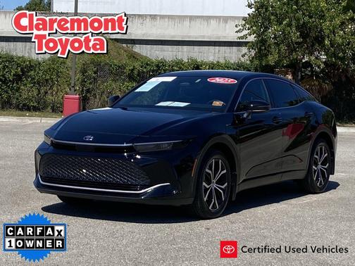 Black 2025 Toyota Crown XLE