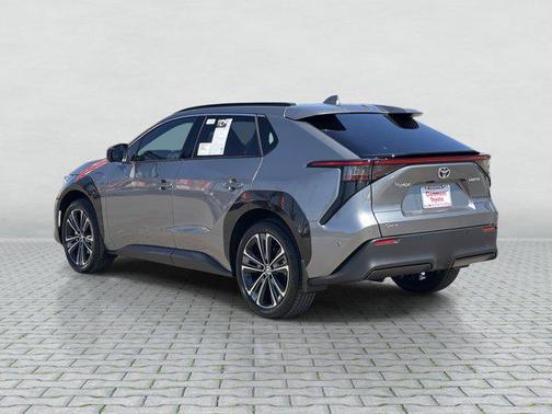 2025 Toyota bZ4X Limited