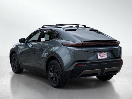 Overcast 2026 Toyota C-HR SE