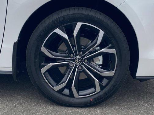 2025 Toyota Sienna Platinum