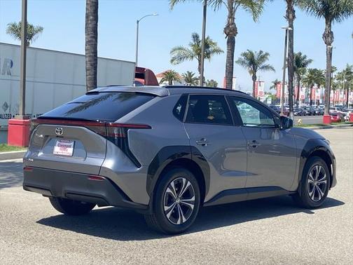 2025 Toyota bZ4X XLE