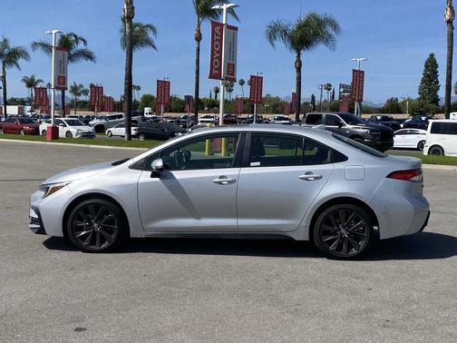 2025 Toyota Corolla SE