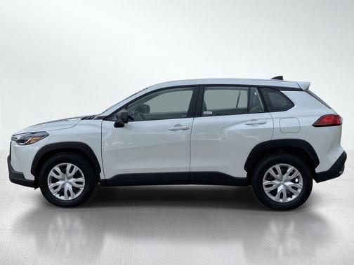 Wind Chill Pearl 2024 Toyota Corolla Cross L