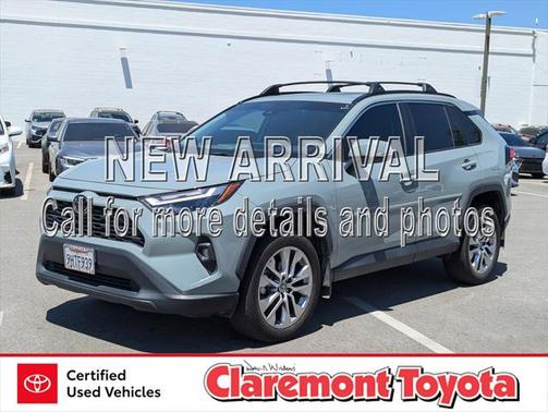 2023 Toyota RAV4 XLE Premium