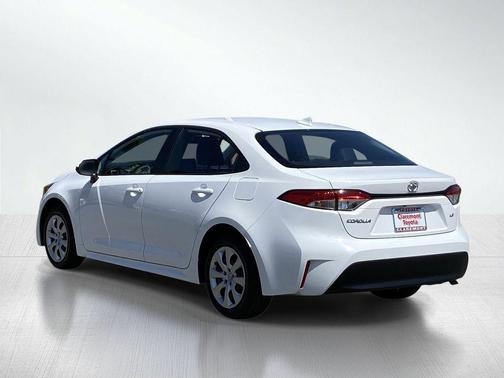 Ice 2026 Toyota Corolla LE