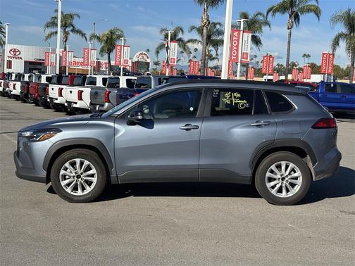 2025 Toyota Corolla Cross LE