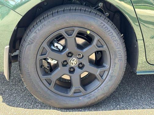 2025 Toyota Sienna Woodland Edition