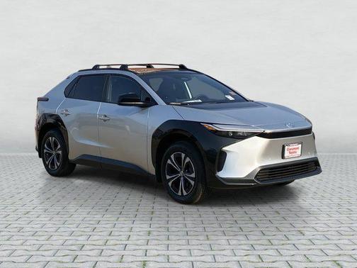 2025 Toyota bZ4X XLE