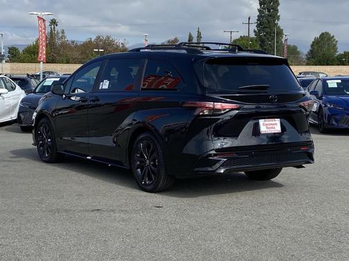 Midnight Black Metallic 2026 Toyota Sienna XSE 7 Passenger