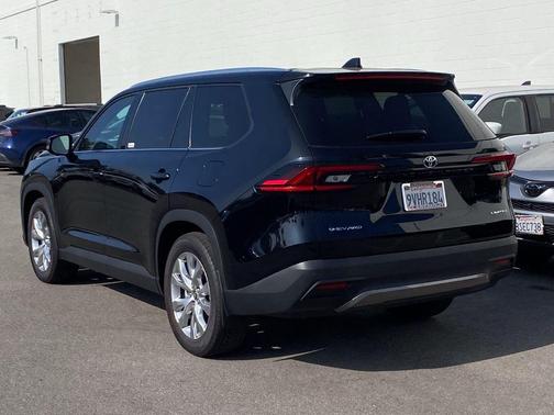 Midnight Black Metallic 2025 Toyota Grand Highlander Limited