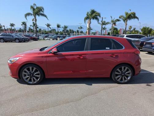 2018 Hyundai Elantra GT Sport