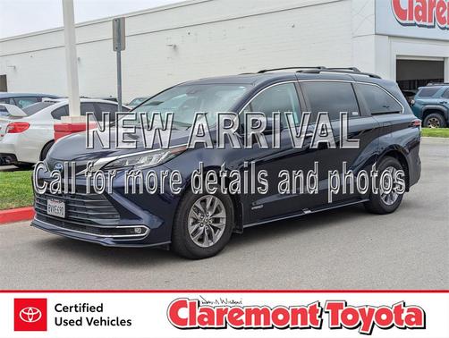 2021 Toyota Sienna XLE 8 Passenger