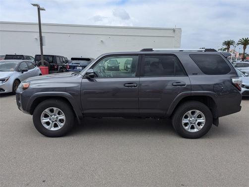 2022 Toyota 4Runner SR5 Premium