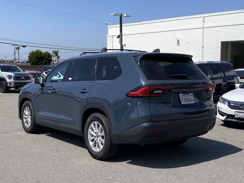 Storm Cloud 2024 Toyota Grand Highlander XLE
