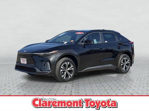 2025 Toyota bZ4X XLE