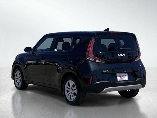 Fusion Black 2025 Kia Soul LX