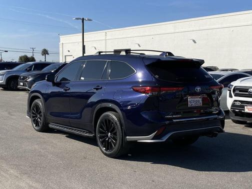 2023 Toyota Highlander XSE