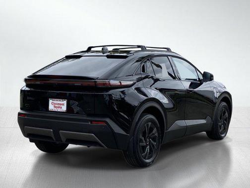 Midnight Black Metallic 2026 Toyota C-HR SE