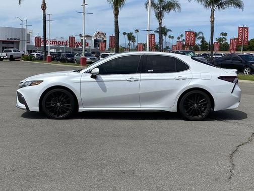 Wind Chill Pearl 2021 Toyota Camry XSE