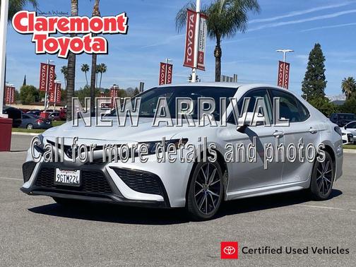 2023 Toyota Camry SE