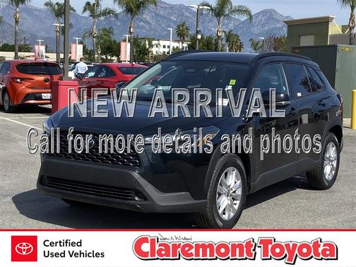 2025 Toyota Corolla Cross LE