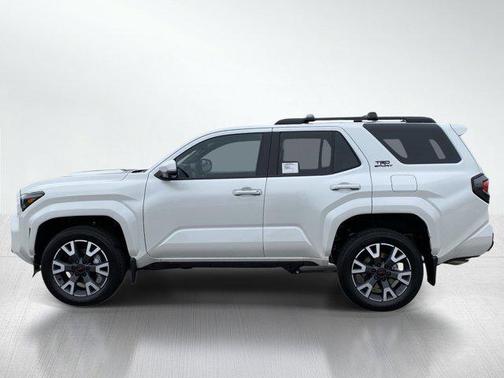 Wind Chill Pearl 2026 Toyota 4Runner TRD Sport Premium